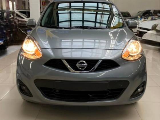 NISSAN MARCH 1.6 SV 16V FLEX 4P XTRONIC NISSAN MARCH 1.6 SV 16V FLEX 4P XTRONIC